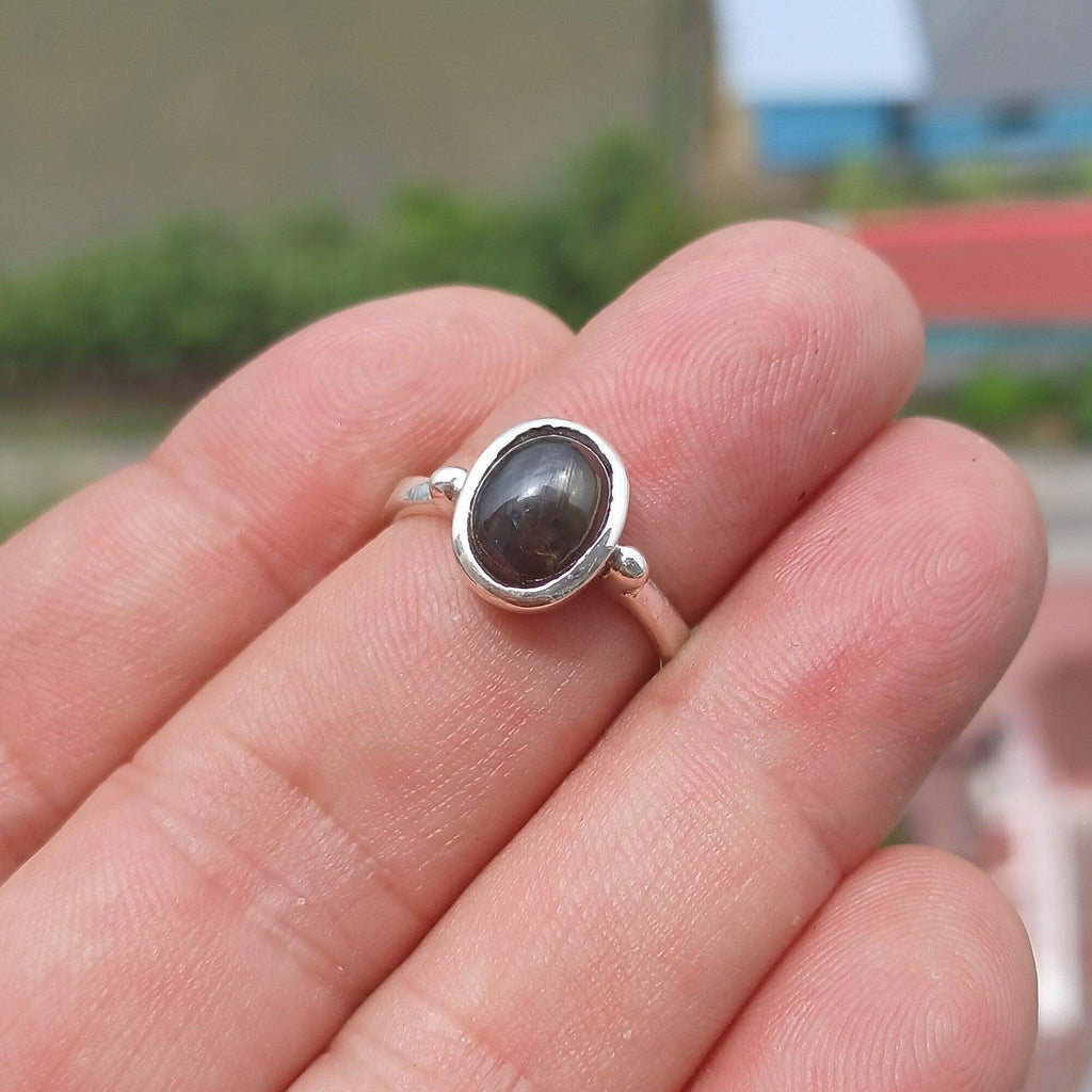 Black Star Sapphire Ring, Sterling Silver Ring, Sapphire Silver Ring, Black Sapphire Ring, Gift for Her, Black Star Sapphire cab - size 6.5 - Von Günther zu WindSterling Silver Ring