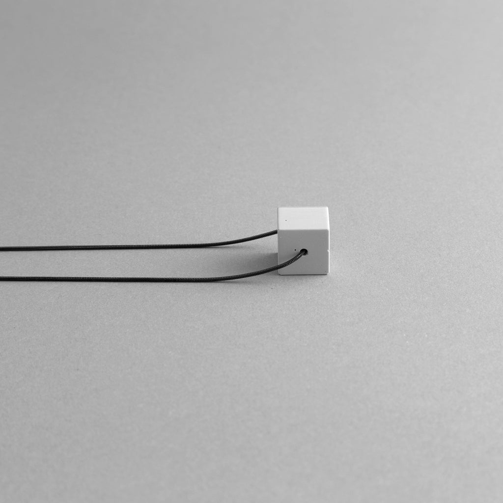 MODULOUNO – Geometric Cube Necklace | Handmade Minimalist Jewelry - Von Günther zu WindCollana