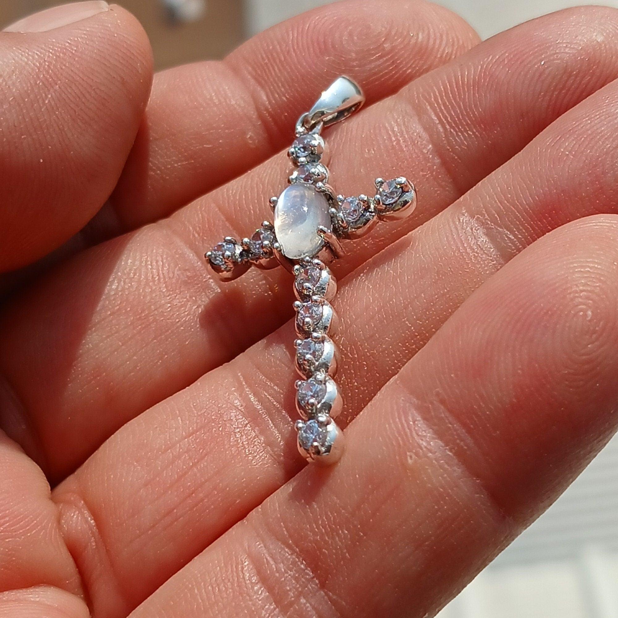 Moonstone Crucifix, Sterling Silver Pendant, Cross Amulet, Moonstone Pendant, Ceylon Moonstone, 11 CZ, gift for her, moonstone necklace - Von Günther zu WindSterling Silver Pendant