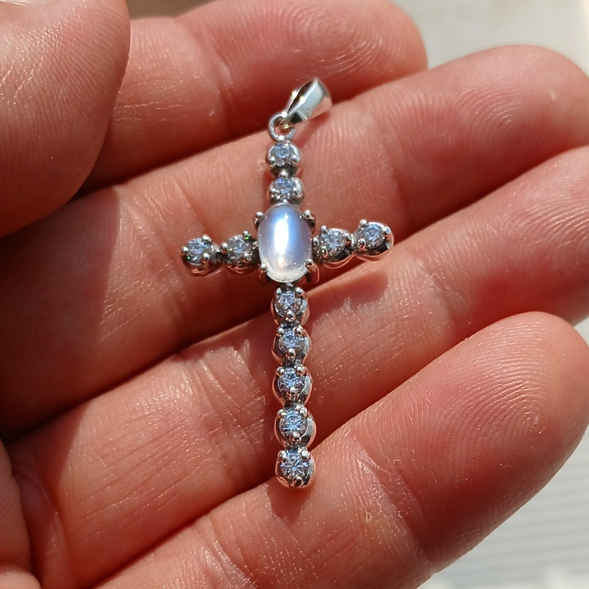 Moonstone Crucifix, Sterling Silver Pendant, Cross Amulet, Moonstone Pendant, Ceylon Moonstone, 11 CZ, gift for her, moonstone necklace - Von Günther zu WindSterling Silver Pendant