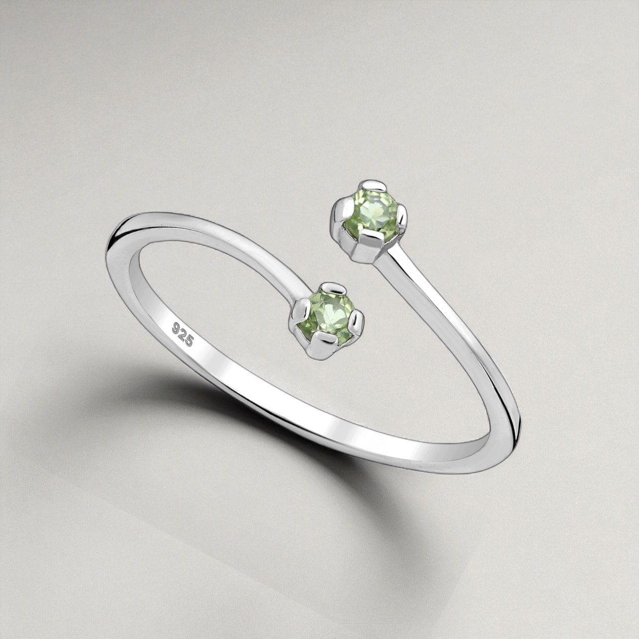 Ring Blossom - Sterling Silver Garnet & Peridot Adjustable Ring - Von Günther zu WindRings