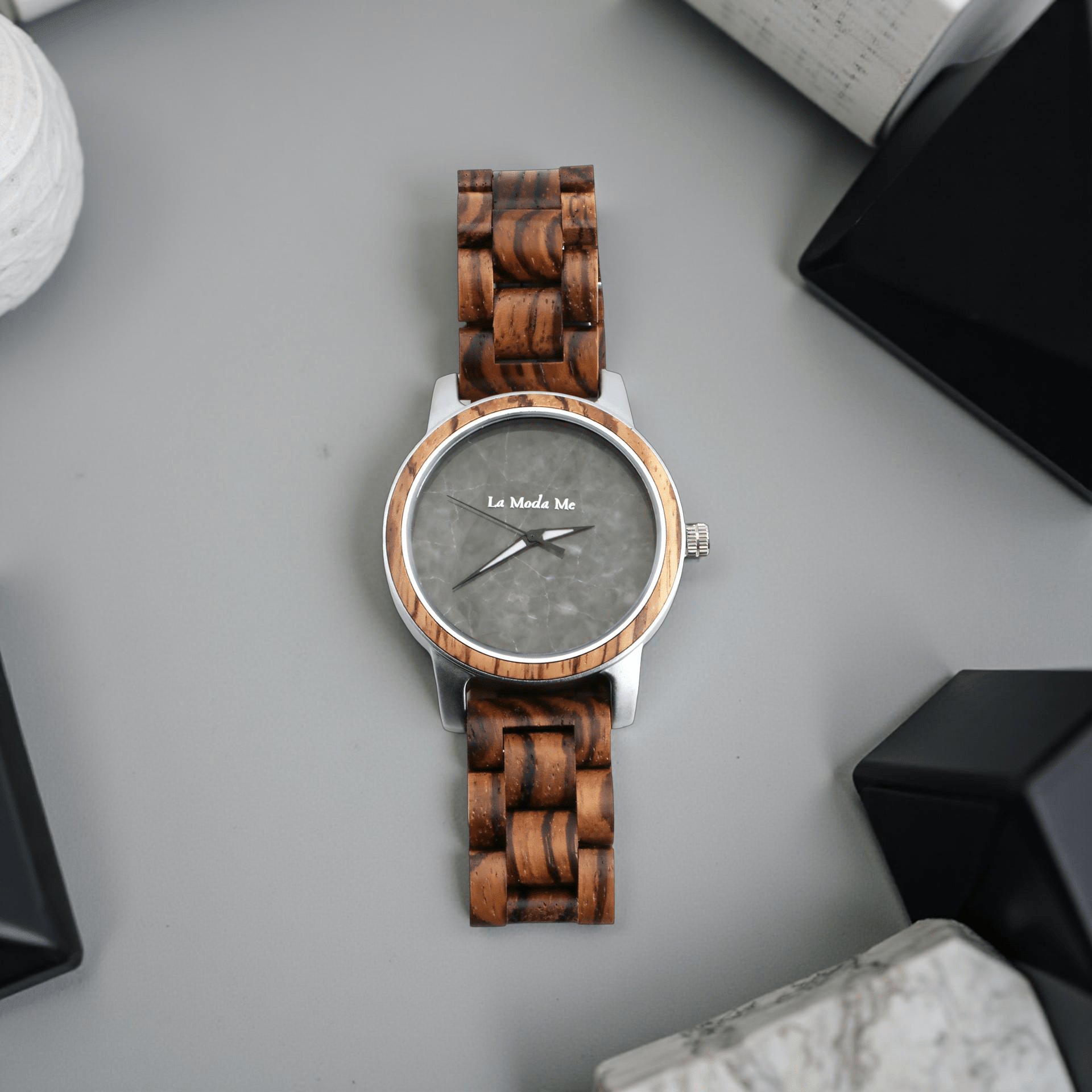 Watch Horizon - Eco - Friendly Walnut Wooden Timepiece - Von Günther zu WindWatches