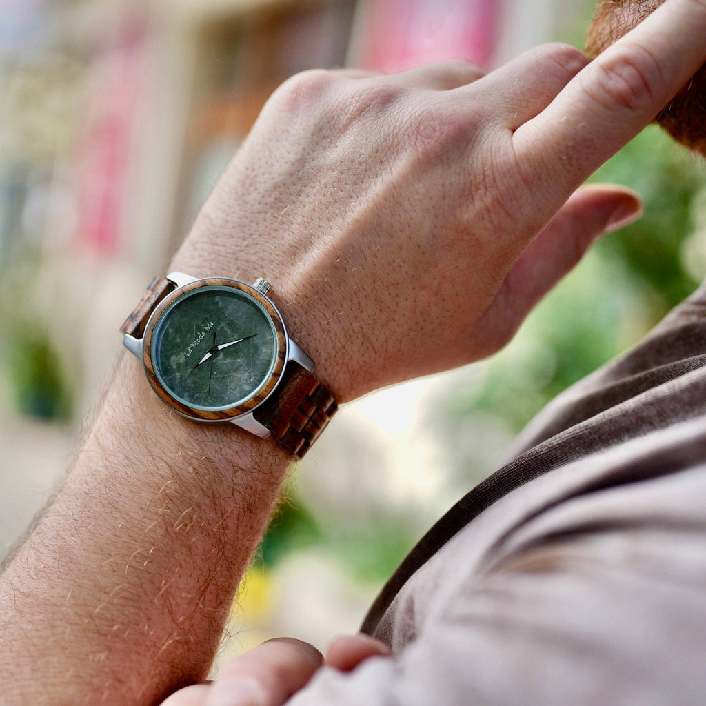 Watch Horizon - Eco - Friendly Walnut Wooden Timepiece - Von Günther zu WindWatches